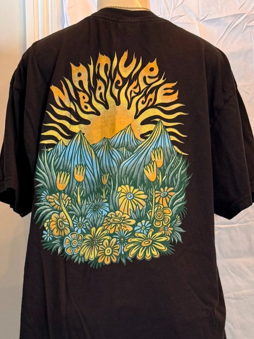 Naturebacks Sunrise Sunflowers Black TShirt Adult XL